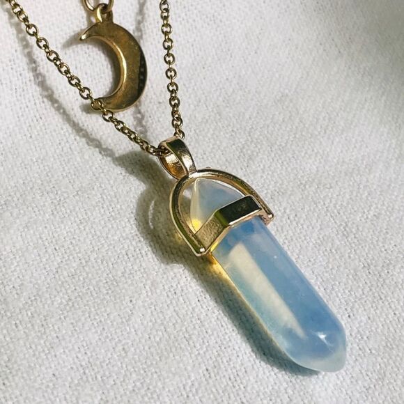 NWT The Crystal Babes Magic Necklace - The Confident (Opalite) - Gold - Picture 2 of 3